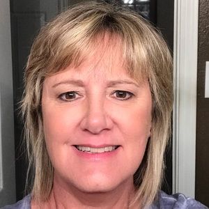 Meet your Posher, Lori